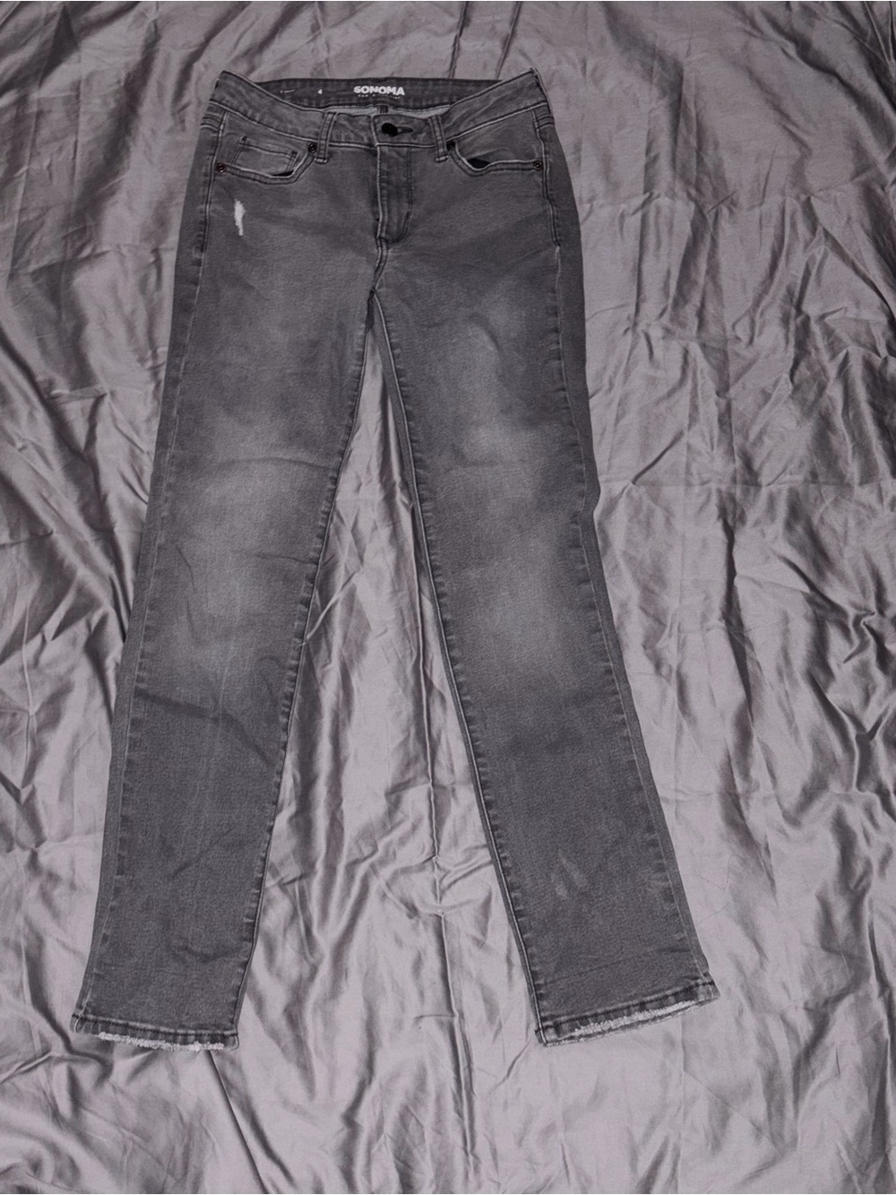 Sonoma Women's Gray Skinny Jeans with Subtle Distress